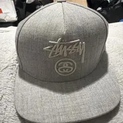 Stussy キャップ グレー スナップバック