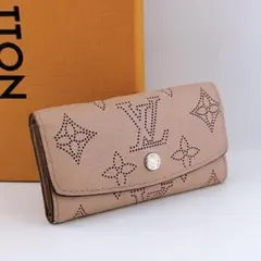 【良品】ルイヴィトン モノグラム マヒナ ミュルティクレ4 キーケース ピンク