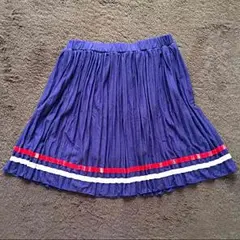 プリーツスカート