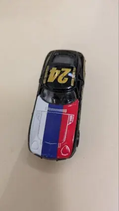 トミカ　アピタ ピアゴオリジナル トヨタ 2000GT ロシア国旗タイプ