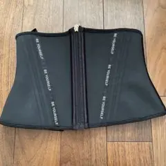 BE YOURSELF 肋骨締めウエストシェイパー