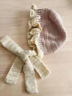 バラクラバ　ボンネット　ハンドメイド　かぎ針編み　ニット帽　白　ベージュ