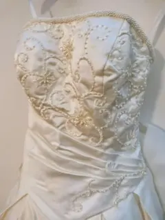 美品　ビーズ刺繍 ウェディングドレス
