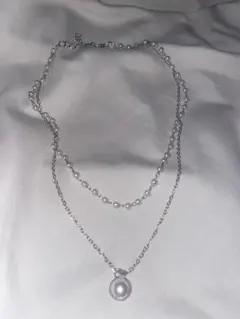 パール付き二重チェーンネックレス