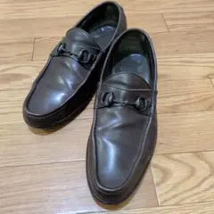 GUCCI　ダークブラウン レザー ローファー 金具付き