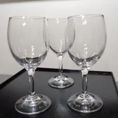 ガラス製ワイングラス 3個セット