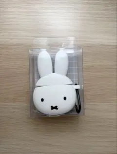 ミッフィー AirPods 第1・第2世代 シリコンケース　カラビナ付きのサムネイル