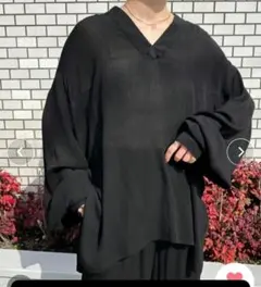 キーネックボリュームスリーブオーバーブラウス