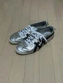 美品✨OnitsukaTigerメキシコ66シルバー26.5 最終値下げ