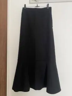 黒 マーメイドスカート　フレアスカート