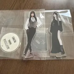 MISAMO モモ アクリルスタンド
