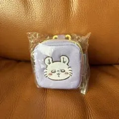 【新品】ちいかわ カラビナつき 刺繍スクエアミニポーチ　モモンガ