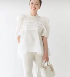 美品 ジャスグリッティー フラワーチュニック Arpege story おまけ付 美品 ジャスグリッティー フラワーチュニック Arpege story おまけ付