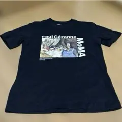 ユニクロ　MOMATシャツ