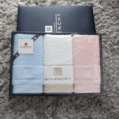 ジバンシィ　フェイスタオル　3枚セット　新品