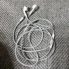 【新品】Apple純正　イヤホン　iPhone イヤホンジャック　有線