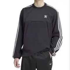 adidasトレーナー