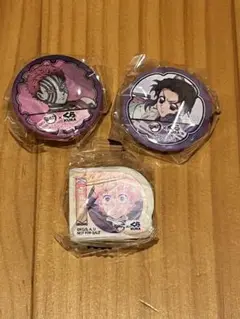 鬼滅の刃 xくら寿司缶バッジと消しゴムセット