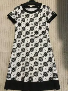 mila schön 花柄 半袖 ひざ丈ワンピース　サイズ42