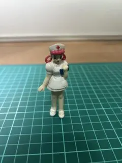 ポケモン　ジョーイフィギュア