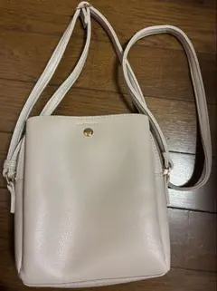 ハニーズ　シンプル ショルダーバッグ ベージュのサムネイル