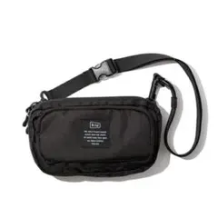 Kiu ミニショルダーバッグ　ユニセックス　ナイロンバッグ　キウ