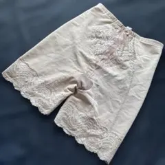 Item thumbnail for item 975bdcf2-760e-45b1-a4c4-cf39e309ed12