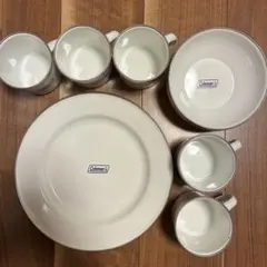 Colemanアウトドア食器セット ホワイト ネイビー Colemanアウトドア食器セット ホワイト ネイビー Coleman