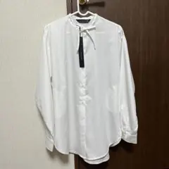 mizuiro ind 白 長袖シャツ　ポケット付き