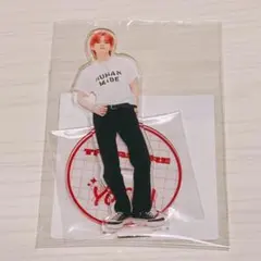 TREASURE トレジャー ヨシ アクリルスタンド アクスタ