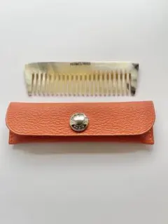 HERMES エルメス セリエボタン レザーケース付き コーム 櫛のサムネイル