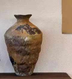 緑色 陶器 花瓶 赤いリボン - メルカリ