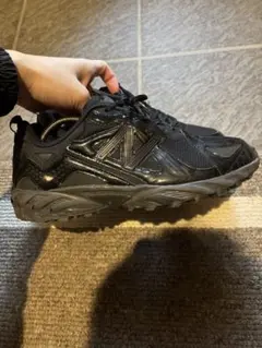 New Balance ブラックスニーカー