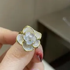 R-018 花モチーフリング パール付き フリーサイズ 指輪 ゴールド