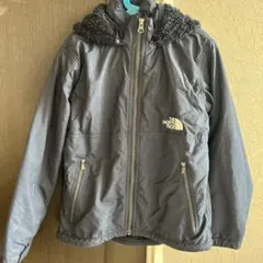 THE NORTH FACE フード付きダウンコート 140