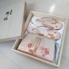 心斎橋 てんぐ 和装小物 草履とバッグのセット 金色 花柄刺繍 成人式 