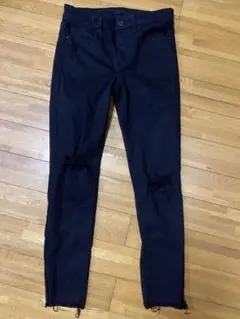 UNIQLO クラッシュデザインブラックスキニーパンツ