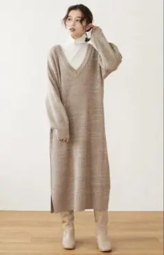 SUGAR SPOON Vネックニットワンピース