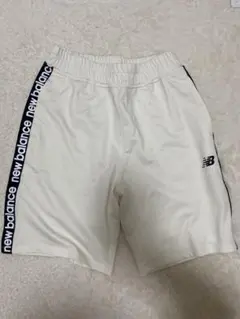 New Balance ホワイト ハーフパンツ 白