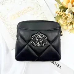 美品 CHANEL シャネル CHANEL 19（ディズヌフ）フラグメントケース