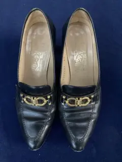 【SALE】Salvatore Ferragamo ブラックレザー ローファー
