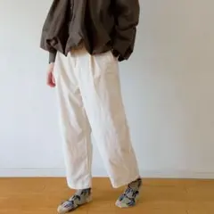 yuni シャンブレーコールバックゴムパンツのサムネイル