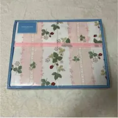 WEDGWOOD ワイルドストロベリー ドイリー ティーマット ハンカチ未使用