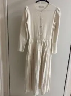 CELFORD アイボリー ニットワンピース 長袖 ボタン付き