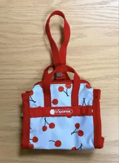 LeSportsac レスポ　神崎恵コラボ　ミニポーチ チャーム　チェリーソーダ LeSportsac レスポ 神崎恵コラボ ミニポーチ チャーム チェリーソーダ