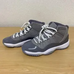 グレー ハイカット バスケットシューズ