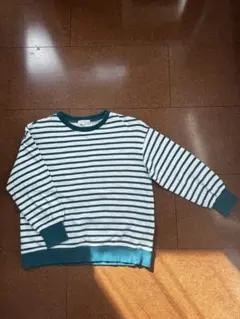 ストライプデザイン　長袖トレーナー