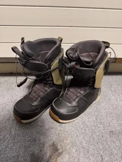 数回使用 メンズ 27cm SALOMON LAUNCH ダブルレースブーツ 数回使用 メンズ 27cm SALOMON LAUNCH ダブルレースブーツ - メルカリ