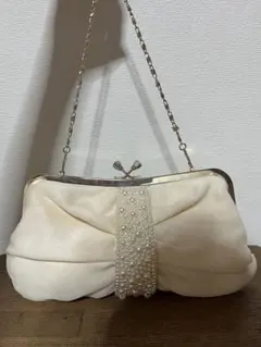 アイボリー サテン パール装飾 クラッチバッグ