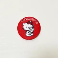 サンリオ　ハローキティ　刺繍缶バッジ